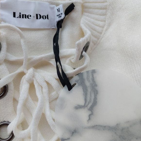 Line & Dot Off-White Lea Grommet Deep V-Neck Lace Up Knit Sweater Medium NWT - Picture 5 of 10